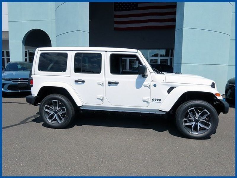 2024 Jeep Wrangler 4xE Sport S 4xeImage 2