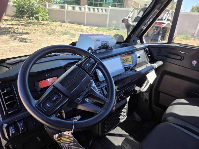 New 2026 Can-Am DEFENDER MAX XT CAB 65 HD11 Image 9