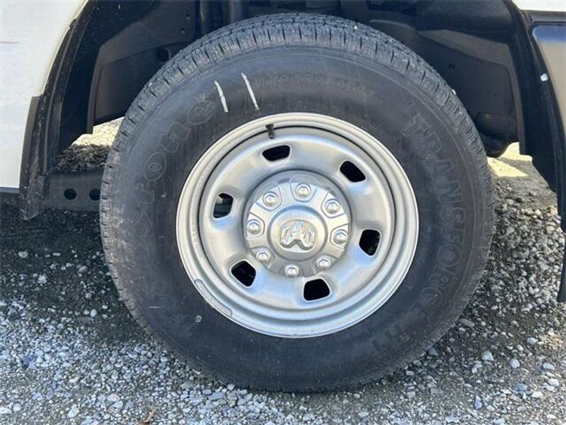 2023 RAM 2500 Tradesman Regular Cab 4x2 8