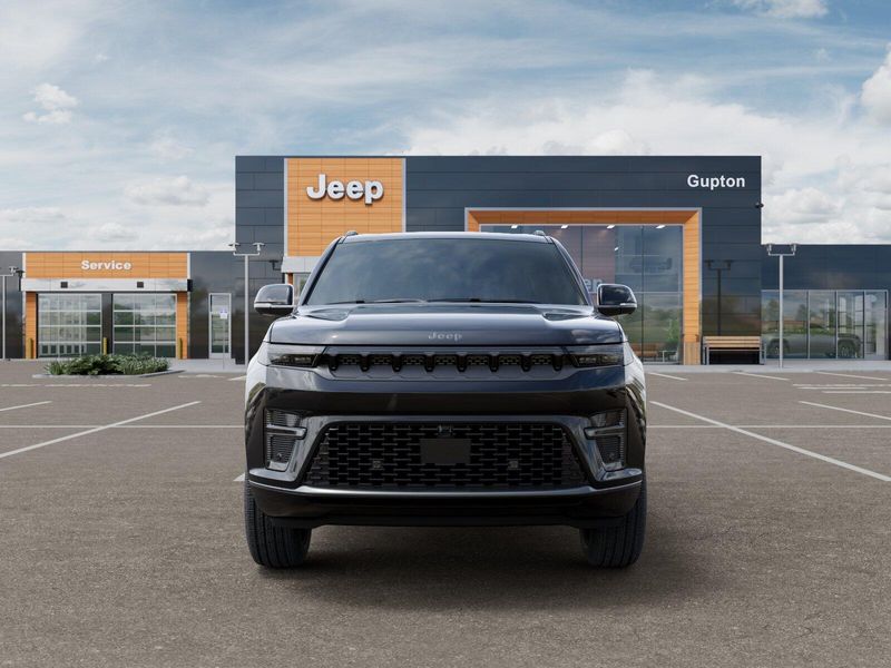 2026 Jeep Grand Wagoneer Limited Reserve 4x4Image 32