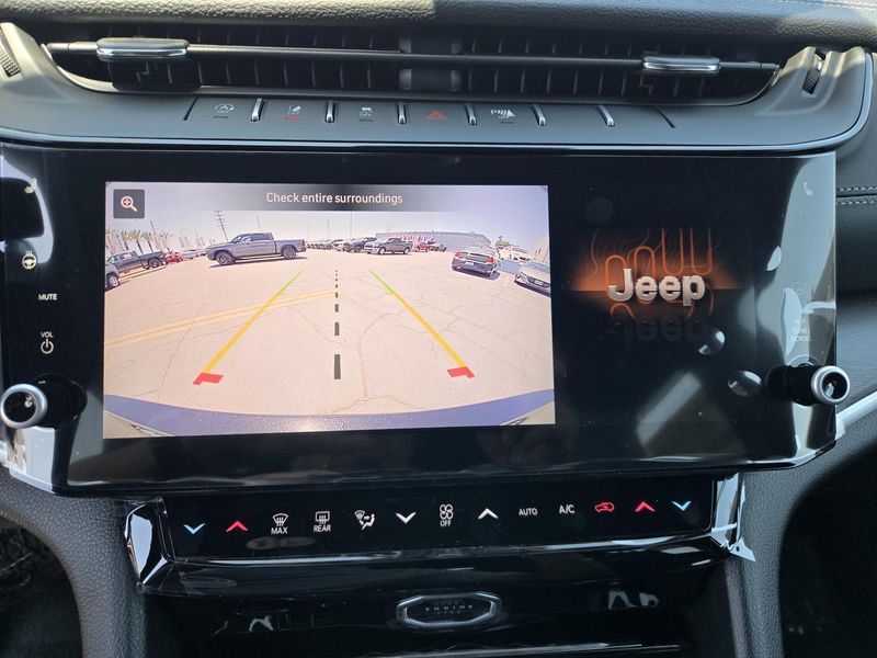 New 2026 Jeep Grand Cherokee L Laredo Altitude 4x4