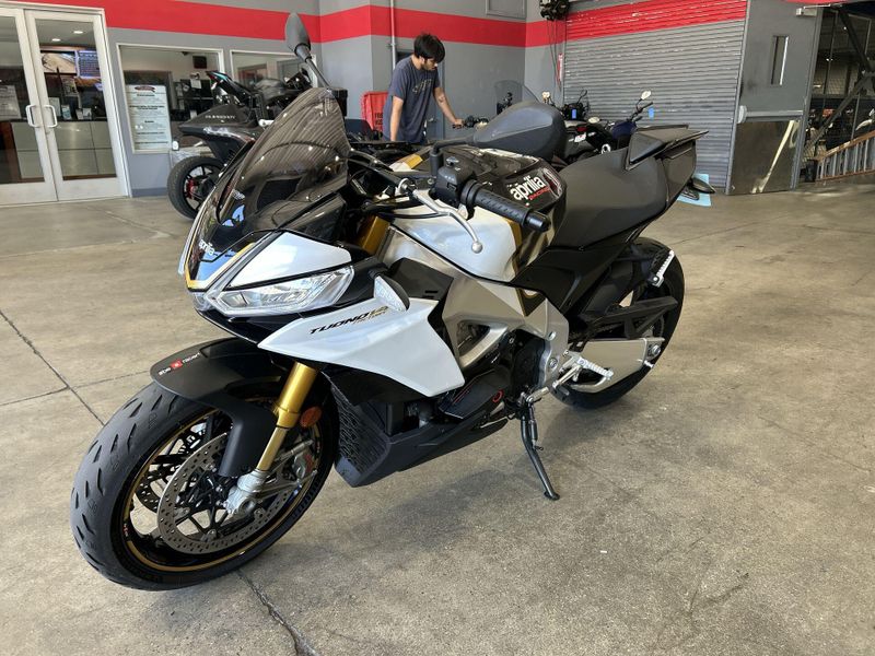 Used 2024 Aprilia TUONO V4 FACTORY 1100 Image 20