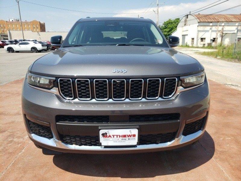2023 Jeep Grand Cherokee L Limited 4x4Image 8