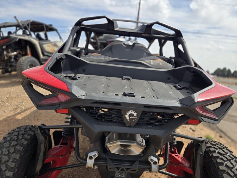 NEW 2026 CAN-AM MAVERICK R MAX X 999T DCT Image 7