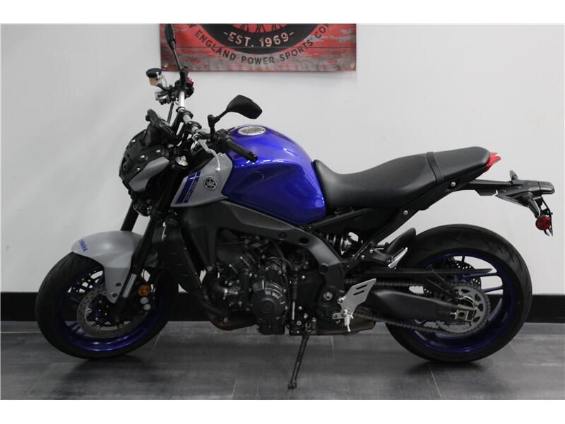 Used 2021 Yamaha MT09 Image 2