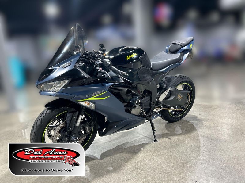 Used 2023 Kawasaki NINJA ZX-6R ABS Image 1