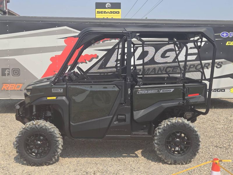 New 2026 Honda PIONEER 10005 DELUXE 