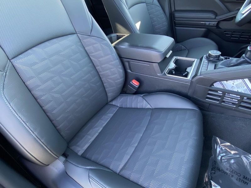2025 Toyota Tacoma TRD Off RoadImage 11