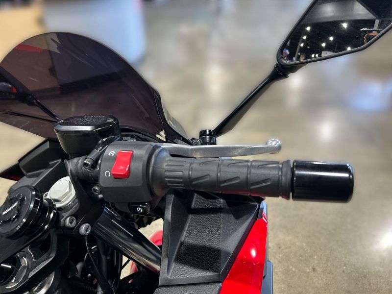 2024 Kawasaki NINJA 500 KRT SE ABS Image 19
