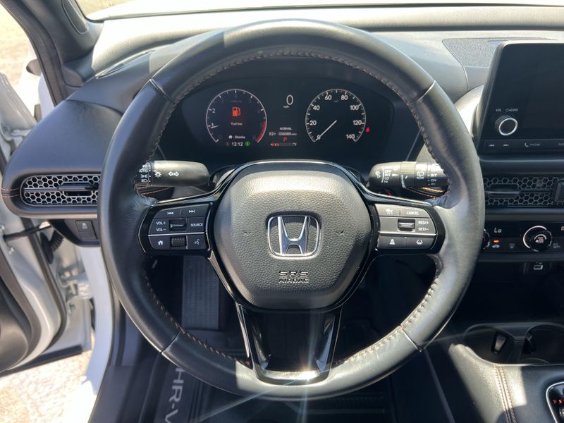 Used 2023 Honda HR-V SportImage 9