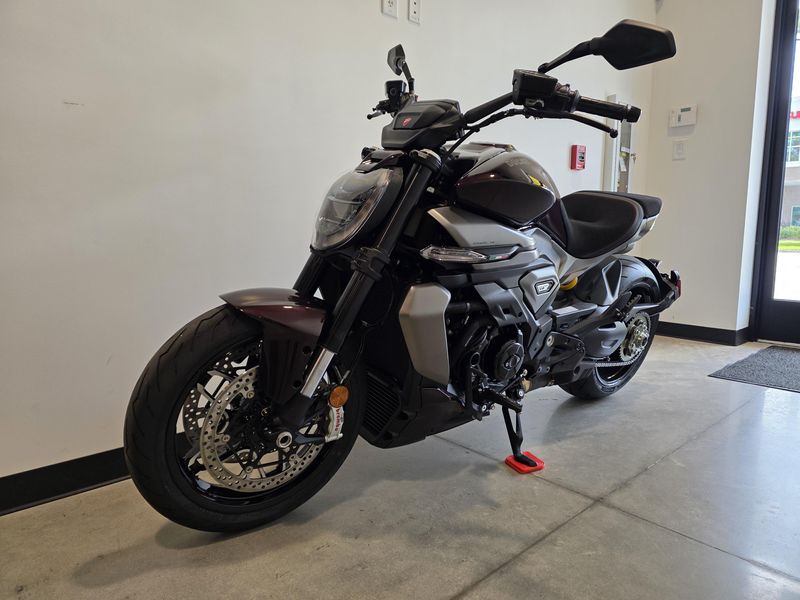 New 2026 Ducati XDiavel V4 