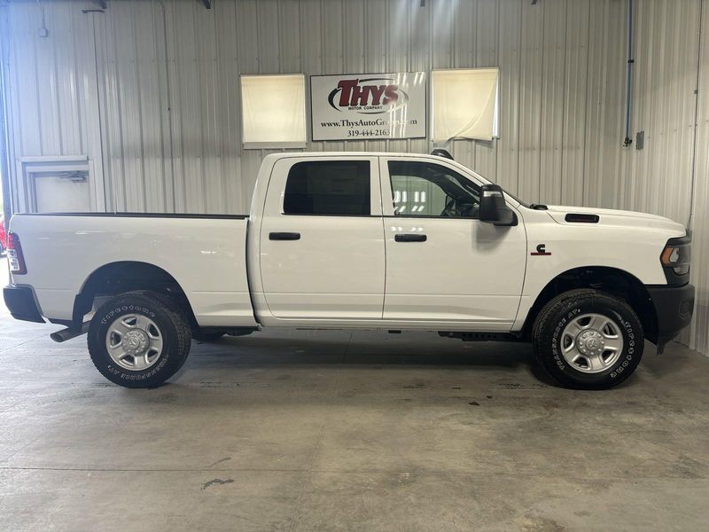 2024 RAM 2500 Tradesman Crew Cab 4x4 6