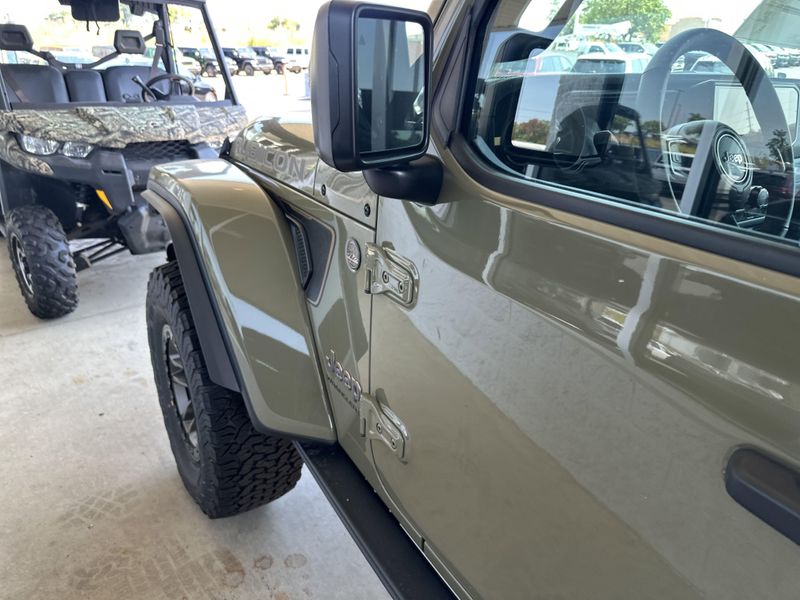 New 2025 Jeep Wrangler 4-door Rubicon 392Image 11