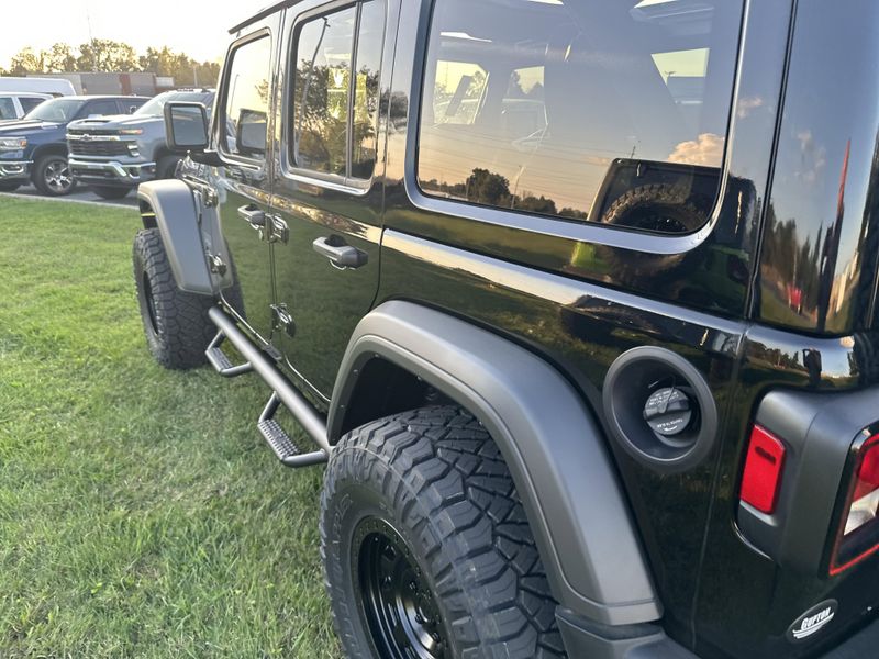 New 2025 Jeep Wrangler 4-door Sport SImage 17