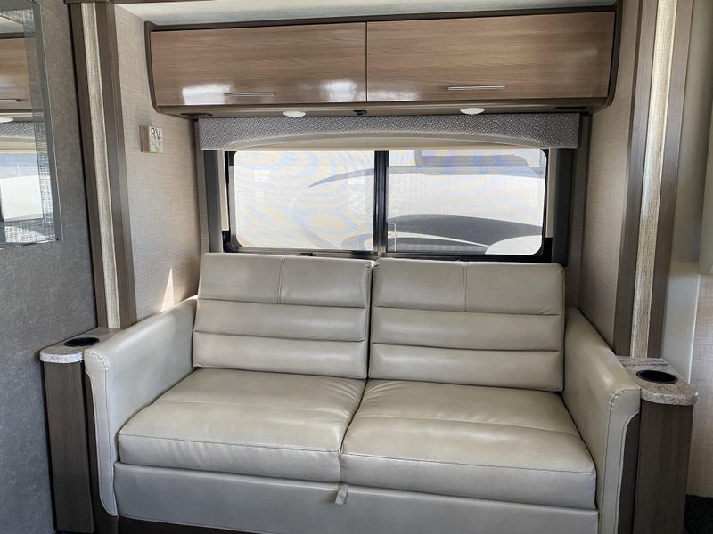 2018 THOR VEGAS 24.1 Image 10