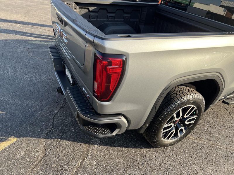 2026 Gmc Sierra 1500 AT4 photo 40