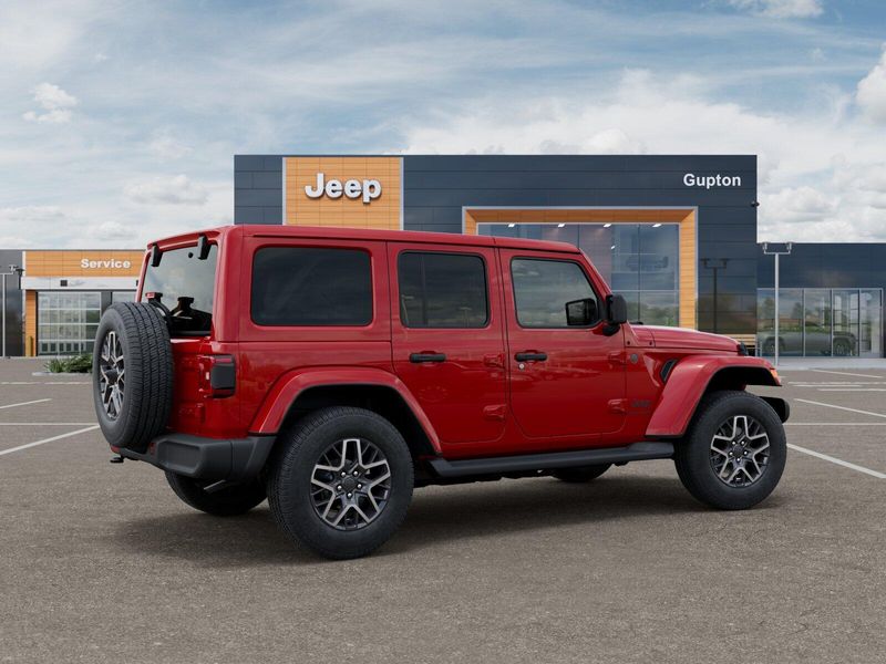 New 2026 Jeep Wrangler 4-door SaharaImage 24