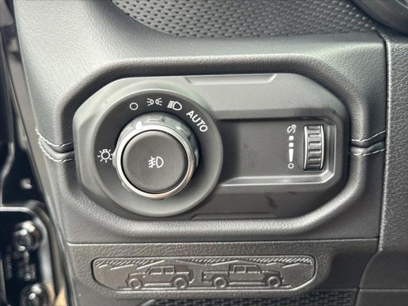 New 2026 Jeep Wrangler 4-door Rubicon X