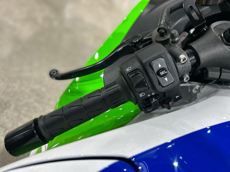 2024 Kawasaki NINJA ZX-14R 40TH ANNIVERSARY EDITION ABS Image 28