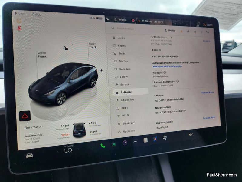 2024 Tesla Model Y Long RangeImage 2