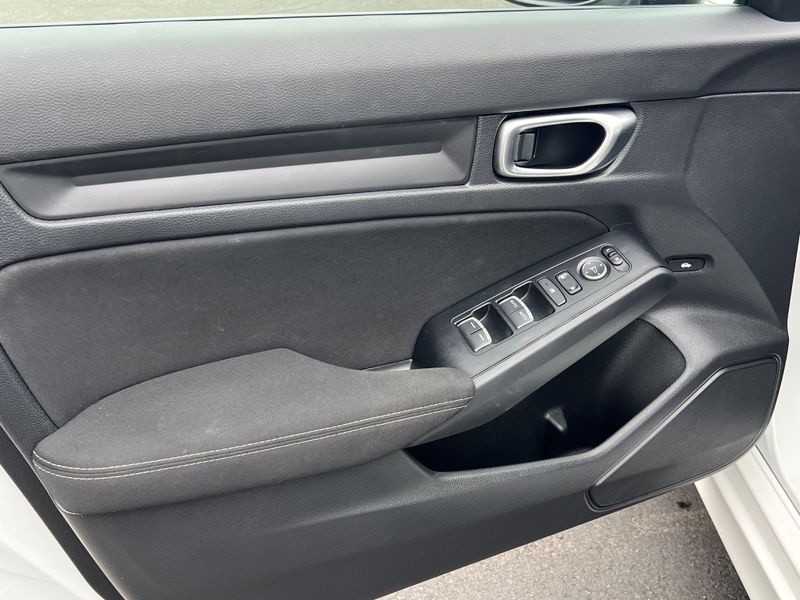 Used 2023 Honda Civic Sedan SportImage 4