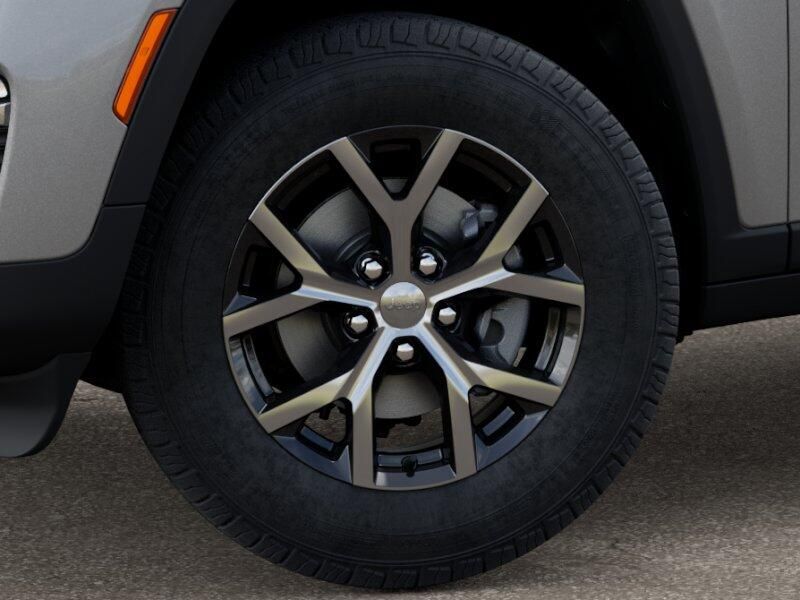 New 2025 Jeep Grand Cherokee Limited 4x4Image 42