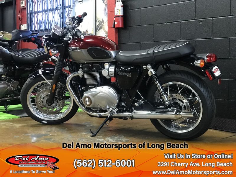 2024 Triumph BONNEVILLE T120  in a CORDOVAN RED/SILVER ICE exterior color. Del Amo Motorsports of Long Beach (562) 362-3160 delamomotorsports.com 