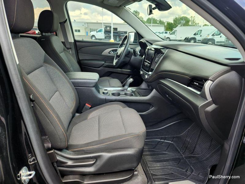 2020 Chevrolet Traverse LSImage 30