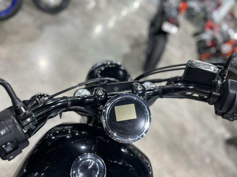 Used 2020 Yamaha Bolt Image 6