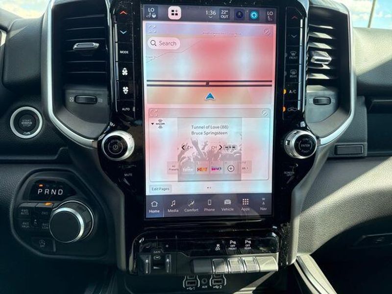 2026 RAM 1500 Big Horn Crew Cab 4x4 5'7' Box