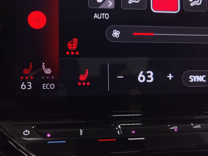 2023 Volkswagen ID.4 Pro S AWD 82kW w/Glass RoofImage 25