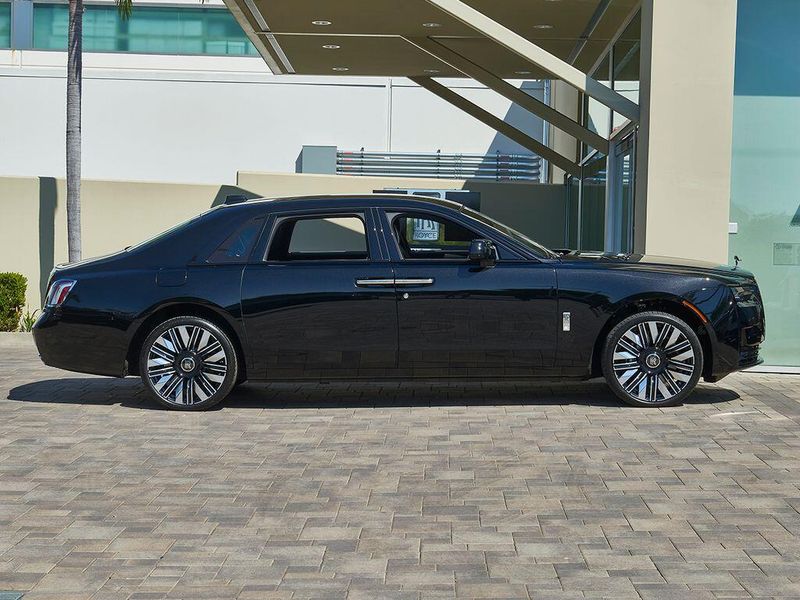 New 2026 Rolls-Royce Ghost Image 9