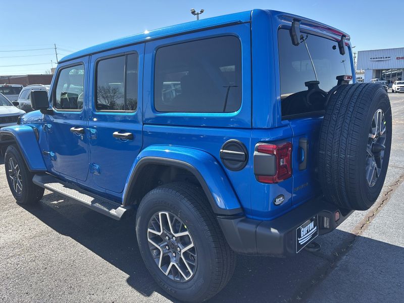 New 2026 Jeep Wrangler 4-door SaharaImage 13