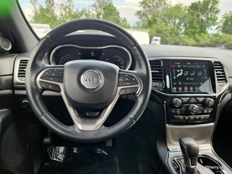 2021 Jeep Grand Cherokee Laredo X AltitudeImage 29