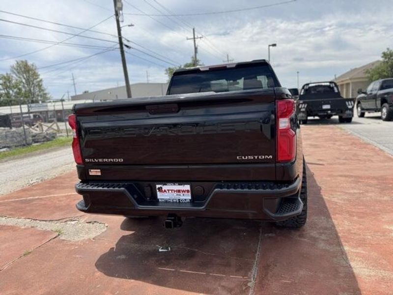 2020 Chevrolet Silverado 1500 CustomImage 6