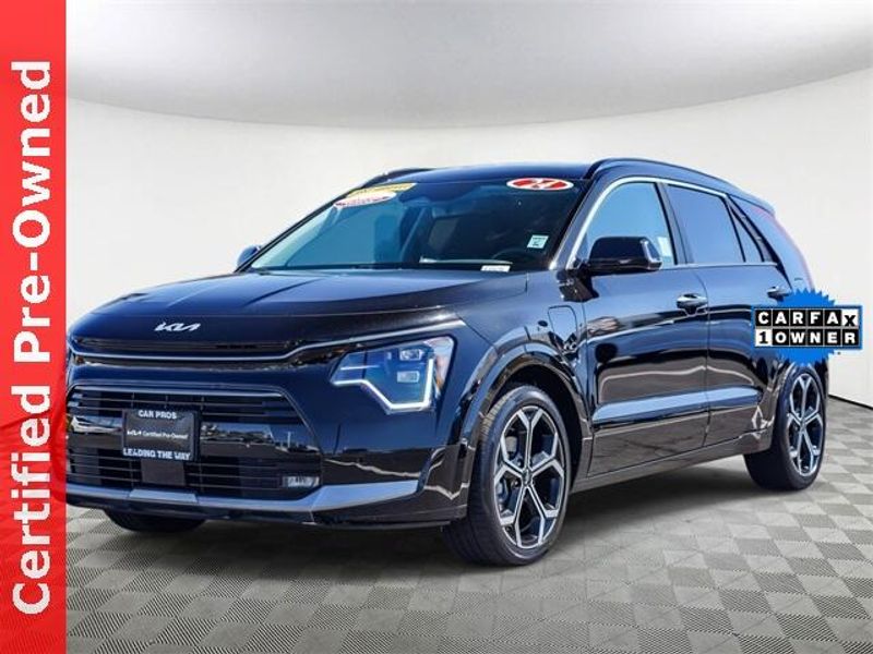 Used 2024 Kia Niro Plug-In Hybrid SXImage 7
