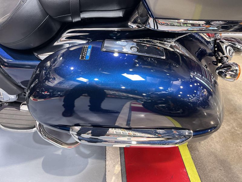 New 2025 Kawasaki VULCAN 1700 VOYAGER ABS Image 18