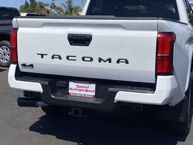 New 2025 Toyota Tacoma SR5Image 4