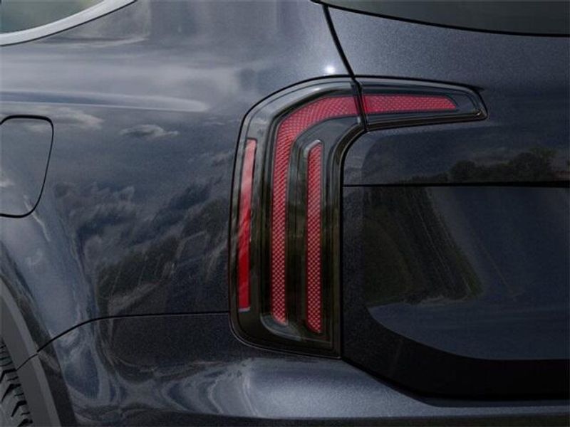 2025 Kia Telluride SX-Prestige X-ProImage 11