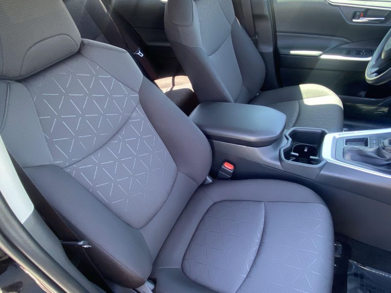 New 2025 Toyota RAV4 XLEImage 11