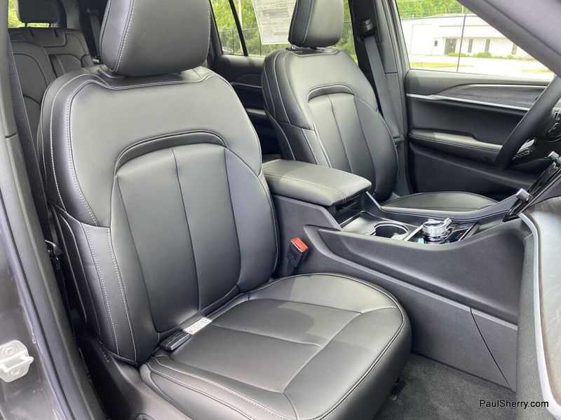 New 2026 Jeep Grand Cherokee L Limited 4x4