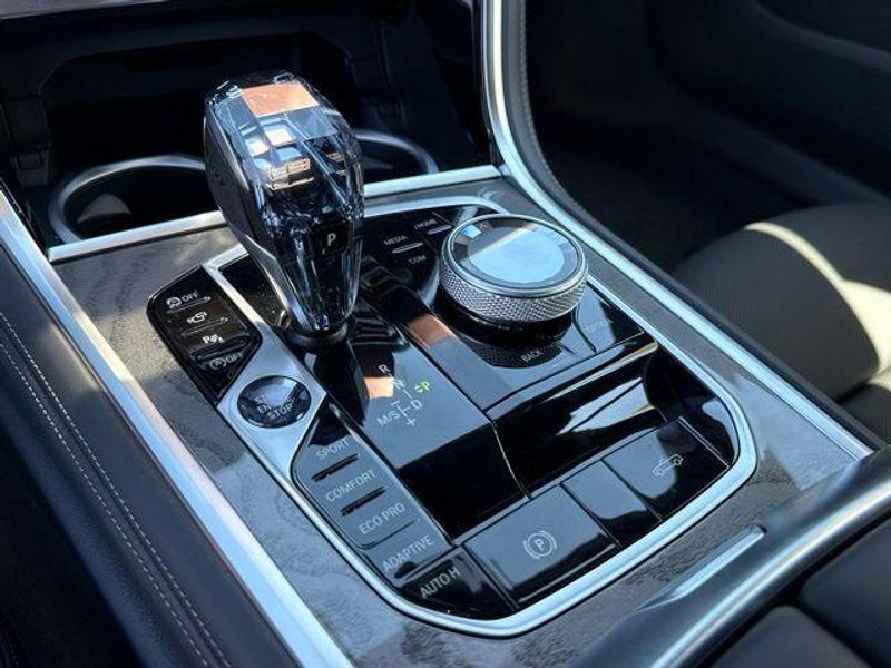 New 2026 BMW 8 Series 840iImage 24