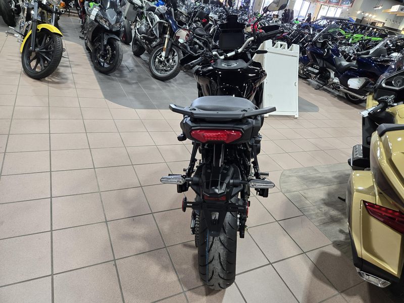 NEW 2025 YAMAHA TRACER 9 Image 12