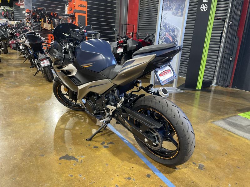 Used 2023 Kawasaki NINJA 400 Image 6