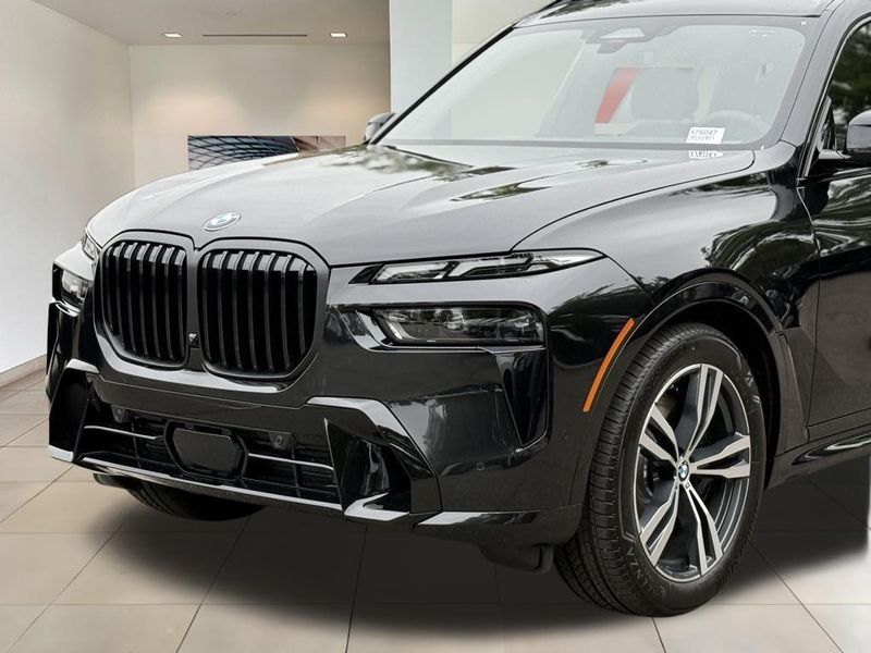 2026 BMW X7 xDrive40iImage 10