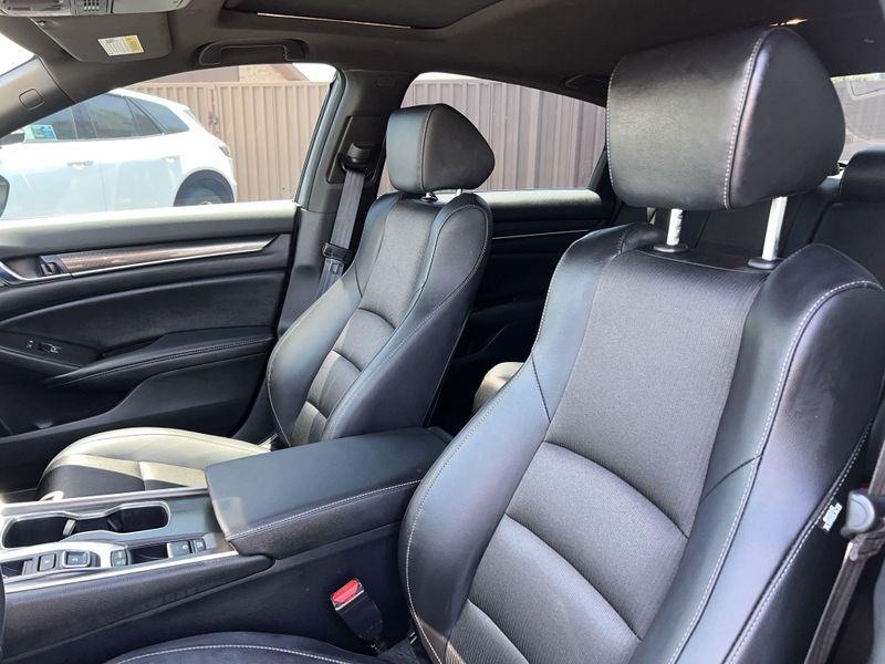 Used 2022 Honda Accord Sedan SportImage 7