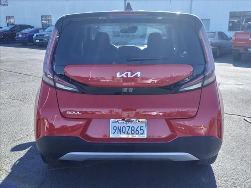 2025 Kia Soul LXImage 4