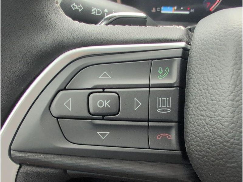 New 2025 Jeep Grand Cherokee Altitude X 4x2Image 24