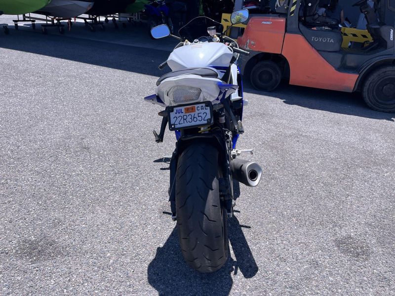 Used 2014 Yamaha YZF-R6 CA Image 25