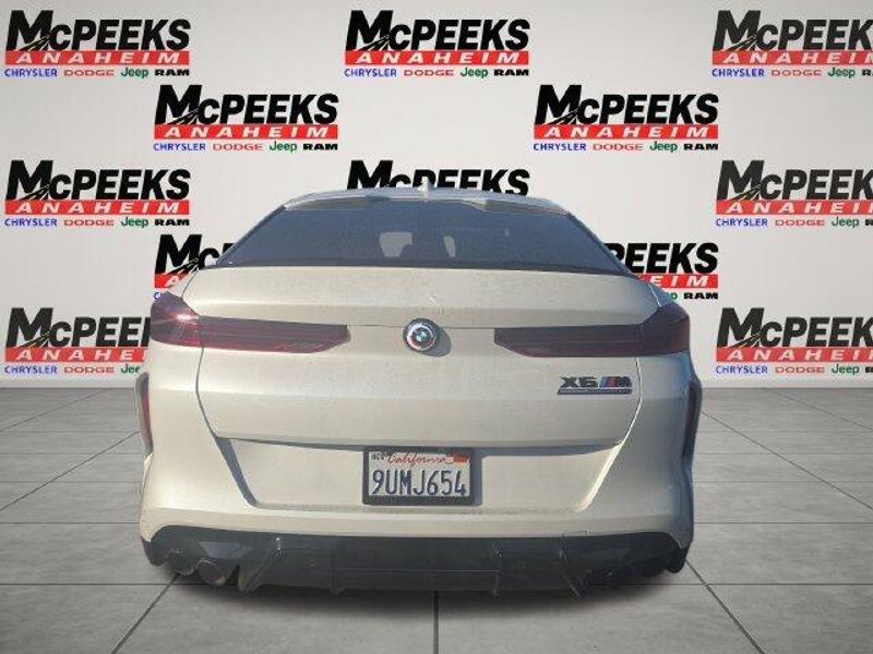 Used 2023 BMW X6 M BaseImage 4